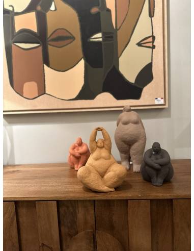 Statue sumette debout