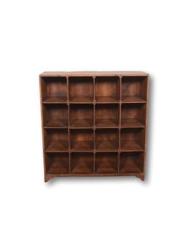 Étagère en bois 16 cases – Pratique et élégante pour tous vos objets