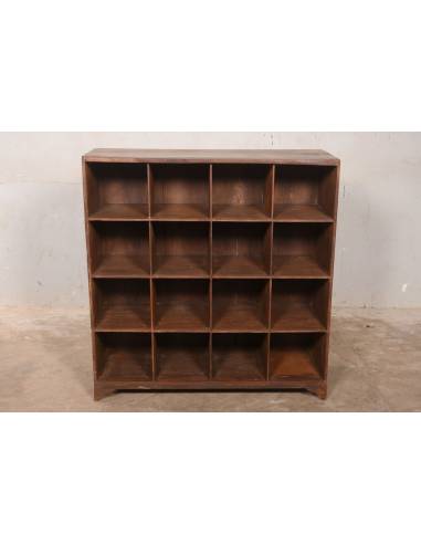 Étagère en bois 16 cases – Pratique et élégante pour tous vos objets