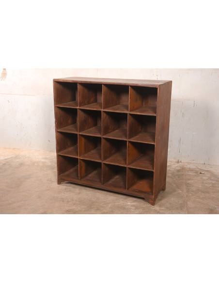 Étagère en bois 16 cases – Pratique et élégante pour tous vos objets