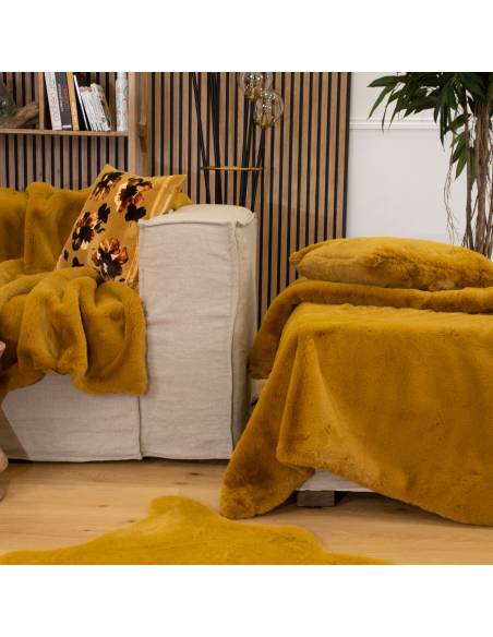 Plaid fourrure tout douce PRESTIGE | La Madeleine Déco