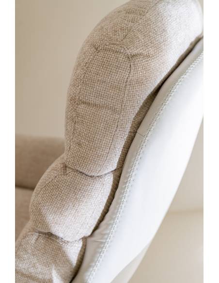 Fauteuil relax et son repose pied gris | La Madeleine Déco