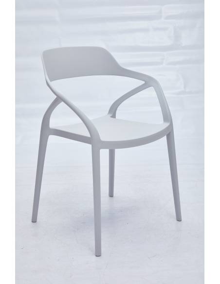 Chaise en plastique KARI avec accoudoirs| La Madeleine Déco