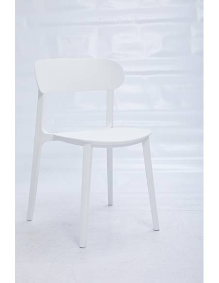 Chaise en plastique COMAN | La Madeleine Déco
