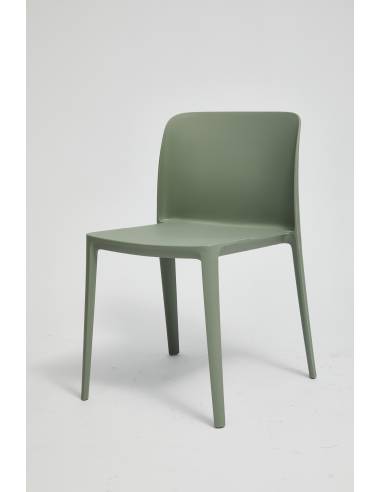 Chaise en plastique PLAINY | La Madeleine Déco