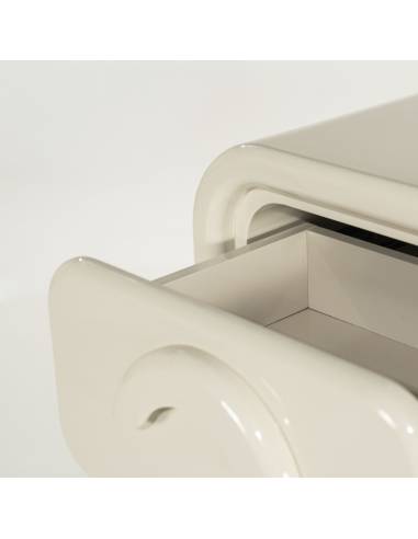 Commode haute brillante GUBBY ivoire | La Madeleine Déco