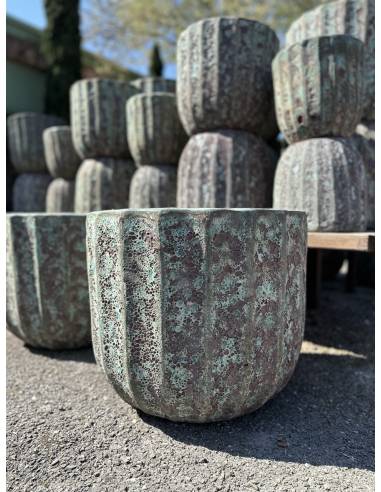 Poterie striée patinée émeraude | La Madeleine Déco