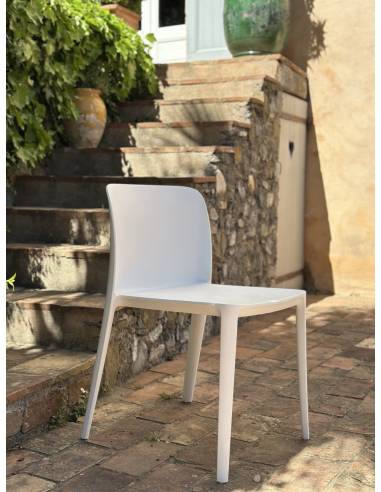 Chaise en plastique PLAINY | La Madeleine Déco